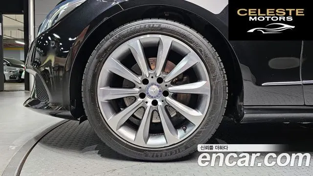 MERCEDES BENZ CLS-Classe W218 CLS250 d 4MATIC 2016 — photo 5 sur 20