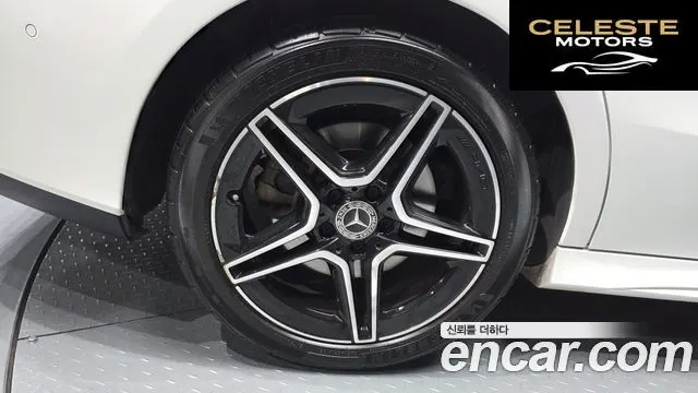 MERCEDES BENZ CLA-Classe C118 CLA250 4MATIC 2021 — photo 5 sur 31