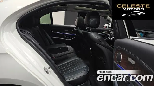 MERCEDES BENZ E-Classe W213 E300 4MATIC Exclusive 2017 — photo 15 sur 34