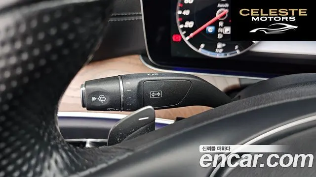 MERCEDES BENZ E-Classe W213 E300 4MATIC Exclusive 2017 — photo 27 sur 34