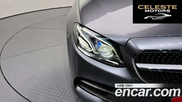 MERCEDES BENZ E-Classe W213 E220d Cabriolet 2018 — photo 8 sur 31