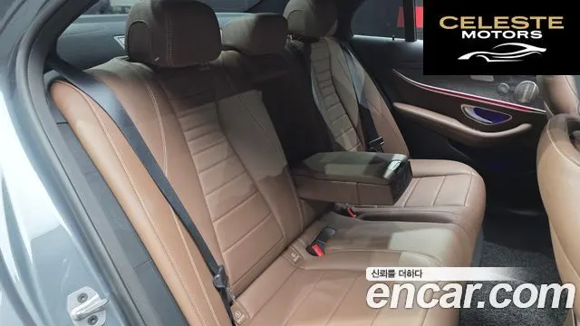 MERCEDES BENZ E-Classe W213 E350 4MATIC Avantgarde 2022 — photo 17 sur 31