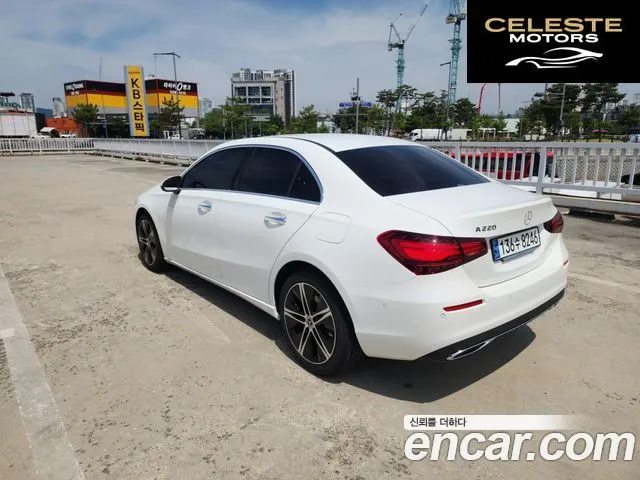 MERCEDES BENZ A-Classe W177 A220 Berline 2024 — photo 19 sur 26