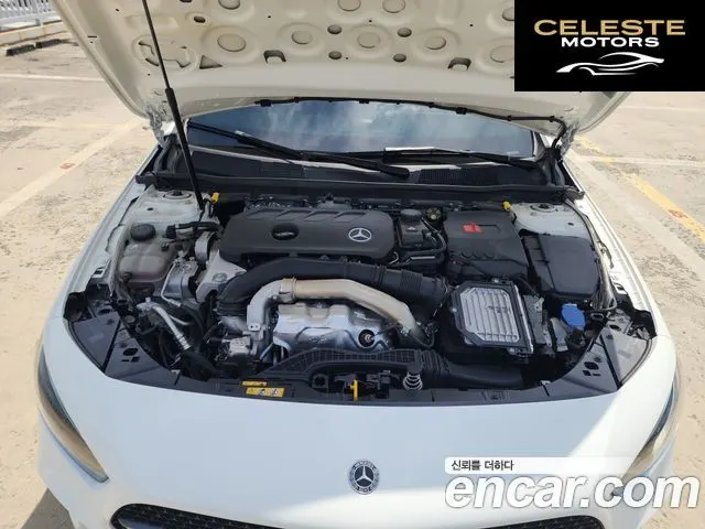 MERCEDES BENZ A-Classe W177 A220 Berline 2024 — photo 2 sur 26