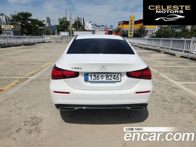 MERCEDES BENZ A-Classe W177 A220 Berline 2024 — photo 3 sur 26