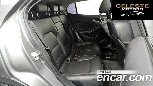 MERCEDES BENZ GLA-Classe X156 GLA200 d 4MATIC 2016 — photo 11 sur 20