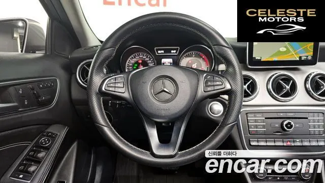 MERCEDES BENZ GLA-Classe X156 GLA200 d 4MATIC 2016 — photo 12 sur 20