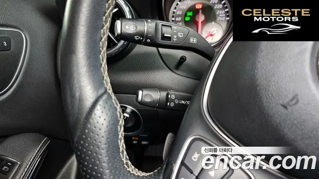 MERCEDES BENZ GLA-Classe X156 GLA200 d 4MATIC 2016 — photo 18 sur 20