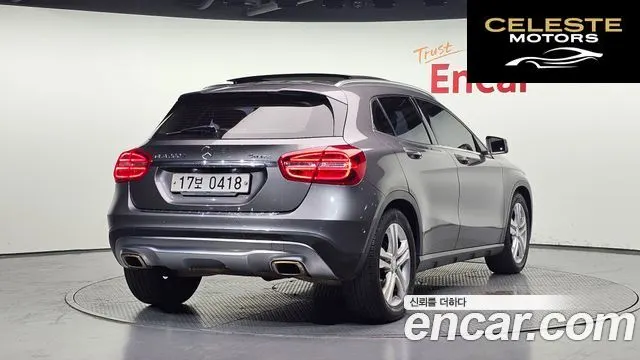 MERCEDES BENZ GLA-Classe X156 GLA200 d 4MATIC 2016 — photo 2 sur 20