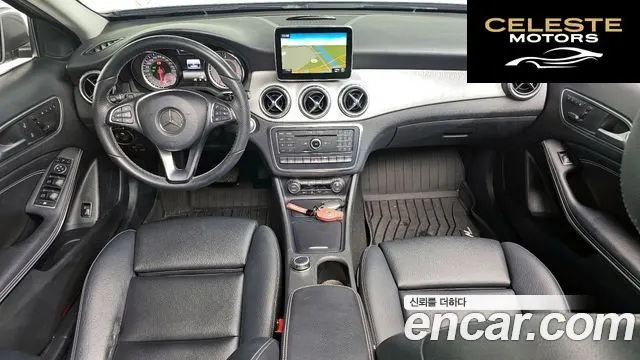 MERCEDES BENZ GLA-Classe X156 GLA200 d 4MATIC 2016 — photo 7 sur 20