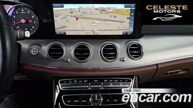 MERCEDES BENZ E-Classe W213 E300 Avantgarde 2019 — photo 20 sur 30