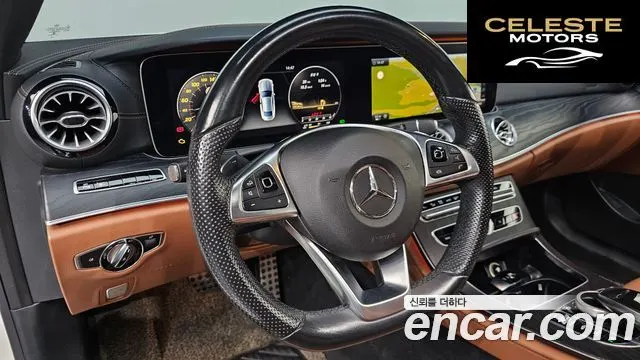 MERCEDES BENZ E-Classe W213 E220d Coupé 2017 — photo 13 sur 20