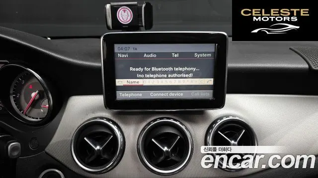 MERCEDES BENZ GLA-Classe X156 GLA200 CDI 2015 — photo 15 sur 20