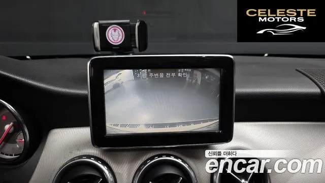 MERCEDES BENZ GLA-Classe X156 GLA200 CDI 2015 — photo 16 sur 20