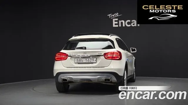 MERCEDES BENZ GLA-Classe X156 GLA200 CDI 2015 — photo 4 sur 20