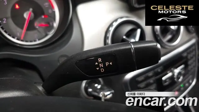 MERCEDES BENZ GLA-Classe X156 GLA200 CDI 2015 — photo 9 sur 20