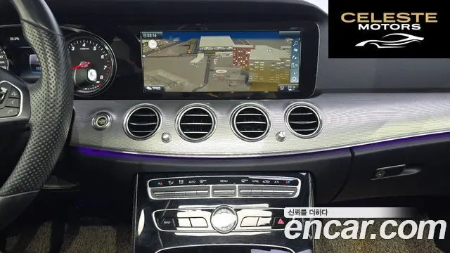 MERCEDES BENZ E-Classe W213 E200 Avantgarde 2017 — photo 14 sur 20