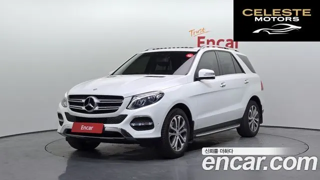 MERCEDES BENZ GLE-Classe W166 GLE250 d 4MATIC 2016 — photo 1 sur 20