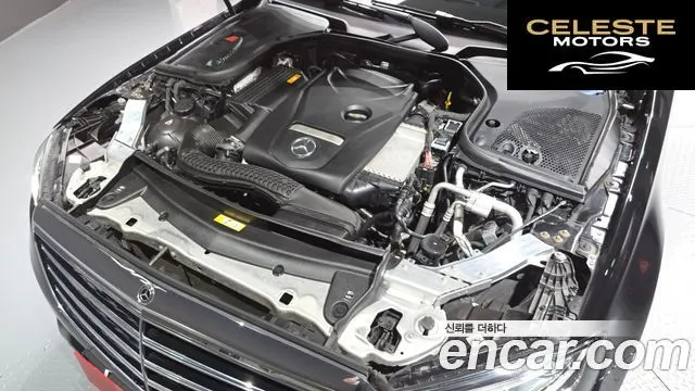 MERCEDES BENZ E-Classe W213 E300 4MATIC Exclusive 2019 — photo 6 sur 30