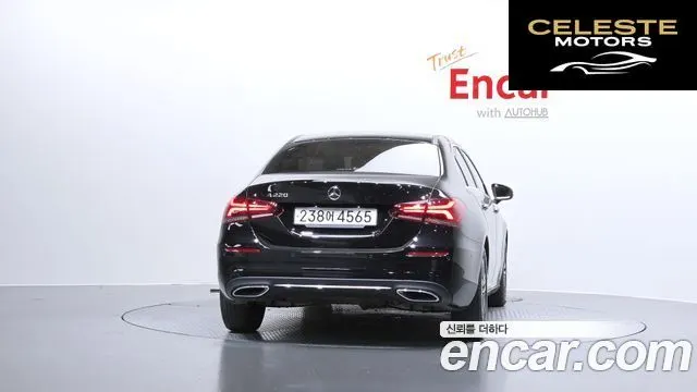 MERCEDES BENZ A-Classe W177 A220 Berline 2023 — photo 4 sur 30