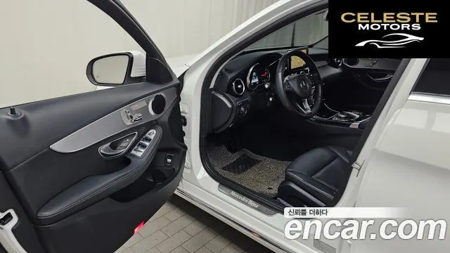 MERCEDES BENZ C-Classe W205 C220 d 4MATIC 2017 — photo 10 sur 20