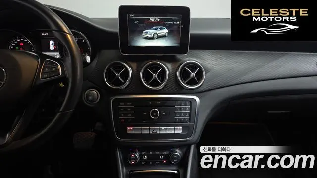 MERCEDES BENZ GLA-Classe X156 GLA220 2019 — photo 19 sur 37
