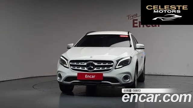 MERCEDES BENZ GLA-Classe X156 GLA220 2019 — photo 2 sur 37