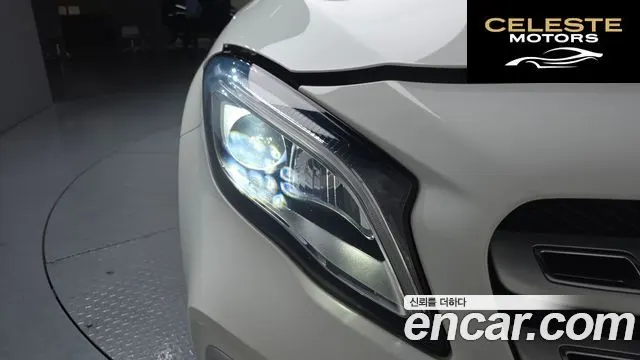 MERCEDES BENZ GLA-Classe X156 GLA220 2019 — photo 7 sur 37