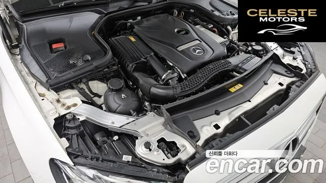 MERCEDES BENZ E-Classe W213 E300 Avantgarde 2019 — photo 6 sur 30