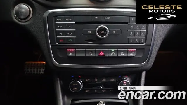 MERCEDES BENZ CLA-Classe C117 CLA250 4MATIC 2015 — photo 16 sur 20
