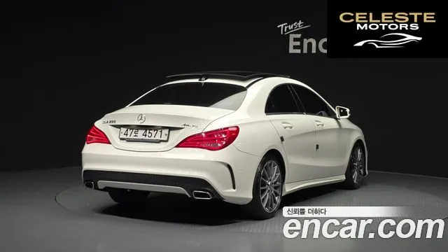 MERCEDES BENZ CLA-Classe C117 CLA250 4MATIC 2015 — photo 2 sur 20