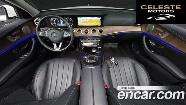 MERCEDES BENZ E-Classe W213 E300 4MATIC Exclusive 2018 — photo 39 sur 41