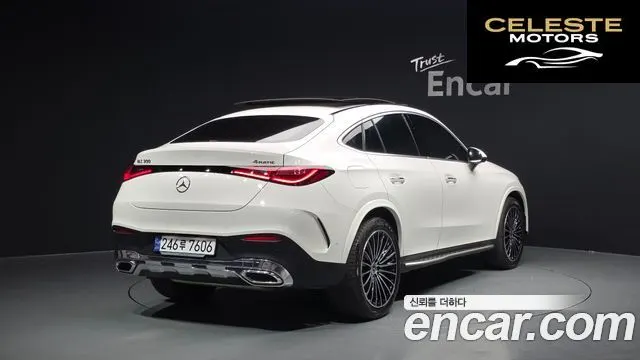 MERCEDES BENZ GLC-Classe X254 GLC300 4MATIC Coupé 2024 — photo 2 sur 33