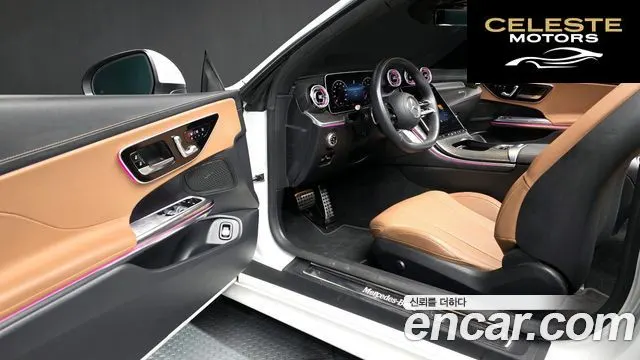 MERCEDES BENZ CLE-Classe C236 CLE200 Cabriolet 2024 — photo 13 sur 33