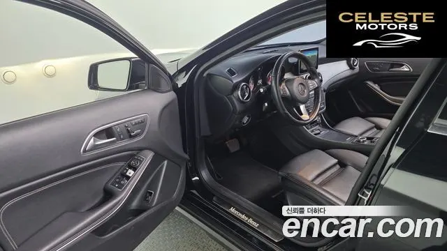 MERCEDES BENZ GLA-Classe X156 GLA200 d 2016 — photo 10 sur 20