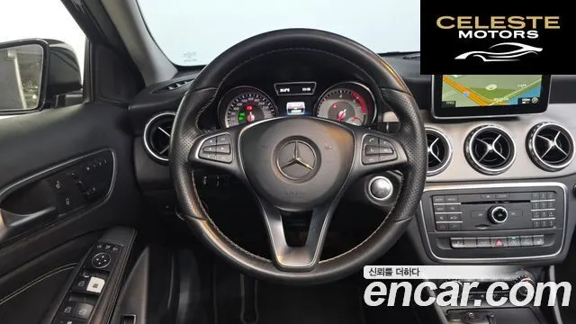 MERCEDES BENZ GLA-Classe X156 GLA200 d 2016 — photo 12 sur 20