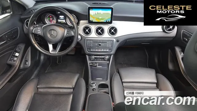 MERCEDES BENZ GLA-Classe X156 GLA200 d 2016 — photo 7 sur 20