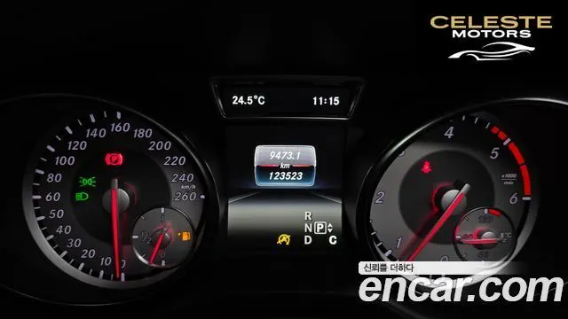 MERCEDES BENZ GLA-Classe X156 GLA200 d 2016 — photo 8 sur 20