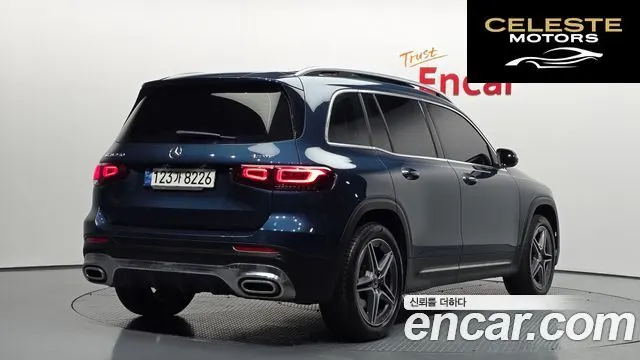MERCEDES BENZ GLB-Classe X247 GLB250 4MATIC 2021 — photo 2 sur 20