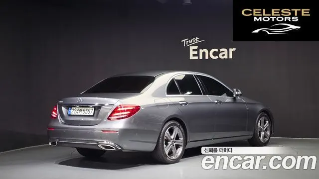 MERCEDES BENZ E-Classe W213 E300 Avantgarde 2019 — photo 2 sur 20