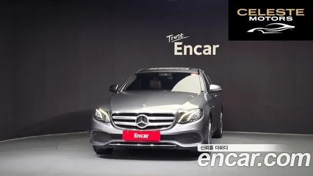 MERCEDES BENZ E-Classe W213 E300 Avantgarde 2019 — photo 3 sur 20