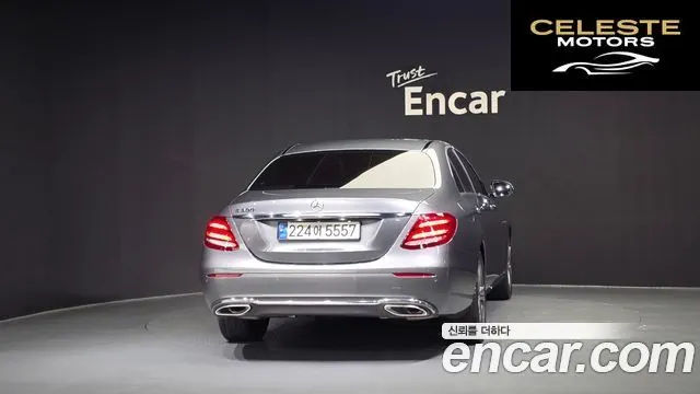 MERCEDES BENZ E-Classe W213 E300 Avantgarde 2019 — photo 4 sur 20