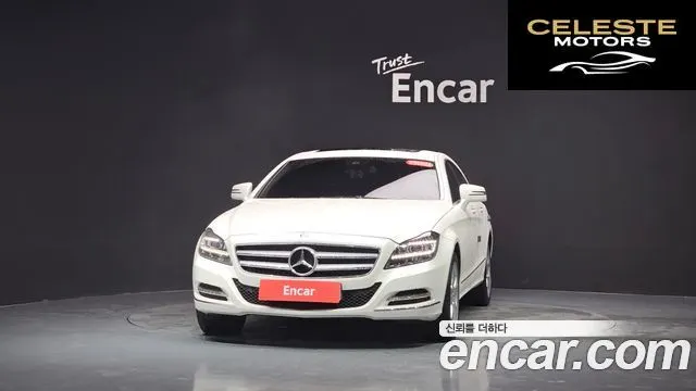 MERCEDES BENZ CLS-Classe W218 CLS350 2013 — photo 2 sur 31