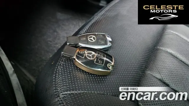 MERCEDES BENZ CLS-Classe W218 CLS350 2013 — photo 20 sur 31