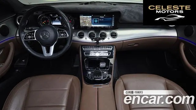 MERCEDES BENZ E-Classe W213 E300 Avantgarde 2019 — photo 9 sur 32