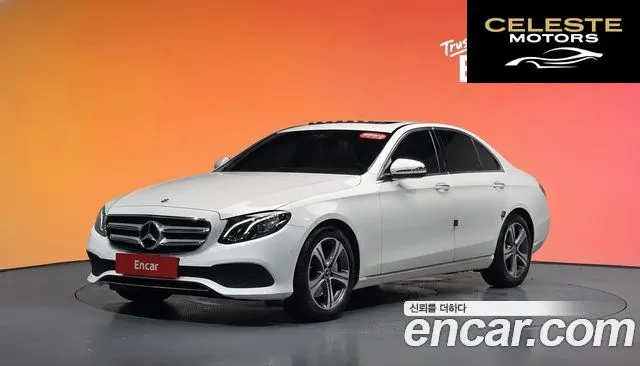 MERCEDES BENZ E-Classe W213 E300 Avantgarde 2019 — photo 32 sur 32