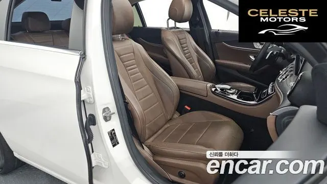 MERCEDES BENZ E-Classe W213 E300 Avantgarde 2017 — photo 12 sur 20