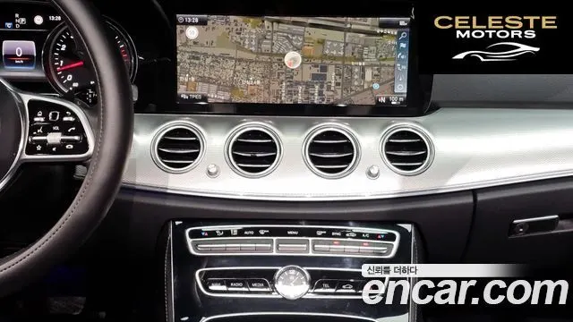MERCEDES BENZ E-Classe W213 E300 Avantgarde 2019 — photo 15 sur 20