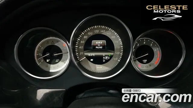 MERCEDES BENZ CLS-Classe W218 CLS350 2013 — photo 10 sur 31