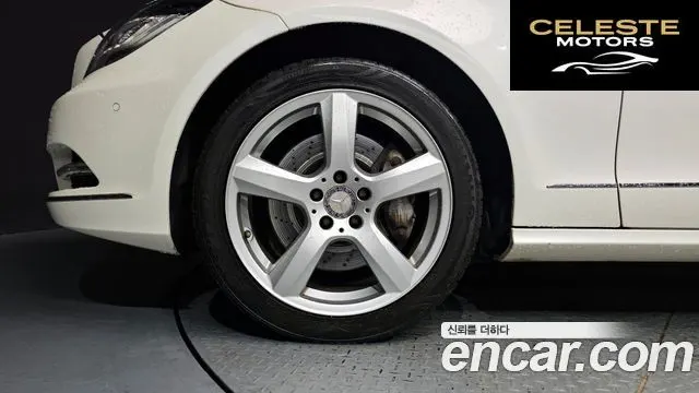 MERCEDES BENZ CLS-Classe W218 CLS350 2013 — photo 4 sur 31